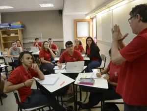 Pé-de-Meia: começa pagamento para estudantes