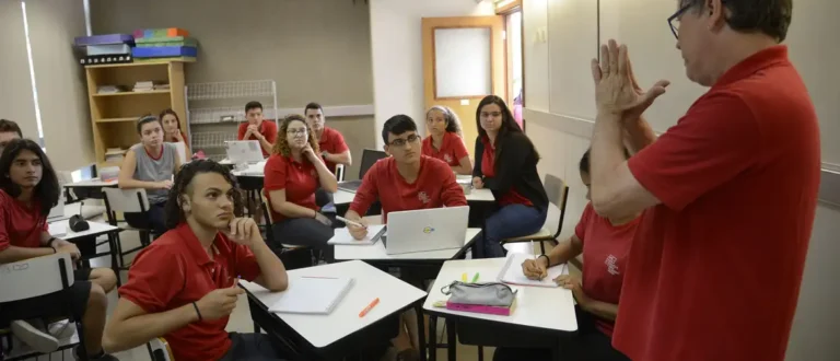 Pé-de-Meia: começa pagamento para estudantes