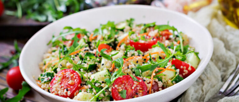 5 saladas refrescantes para o almoço de domingo