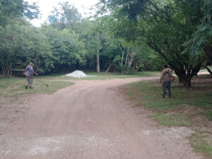 Prefeitura de Pantano Grande realiza limpeza de balneários