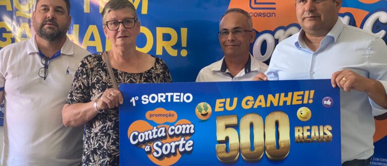 Sorteados da promoção Conta com a Sorte Corsan recebem prêmio