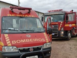 Corpo de Bombeiros trabalhou 24 horas para combater incêndio em silo na BR-290