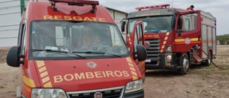 Corpo de Bombeiros trabalhou 24 horas para combater incêndio em silo na BR-290