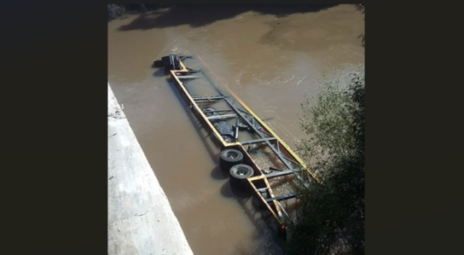 Retirada de carreta bloqueará BR-290 em Cachoeira do Sul