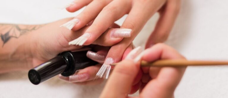 8 cuidados importantes com o alongamento das unhas