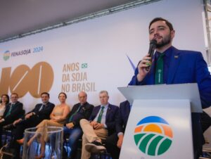 24ª Fenasoja celebra 100 anos do plantio comercial do grão no país