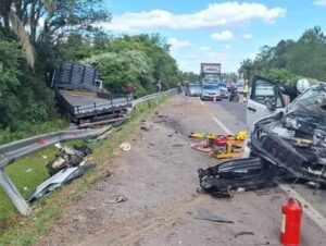 Colisão entre caminhão e Jeep Renegade resulta em óbito na RSC-287