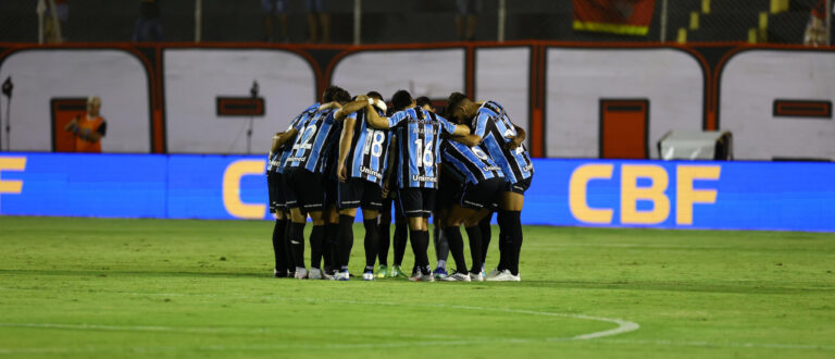 Em Salvador, Grêmio empata em 1 a 1 com o Vitória