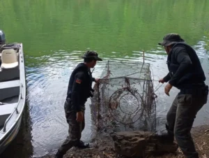 Batalhão Ambiental de Cachoeira do Sul prende homem com material de pesca ilegal