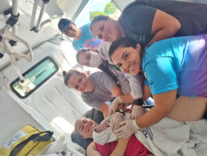 Equipe de Pronto Atendimento 24 horas de Pantano Grande realiza parto em ambulância