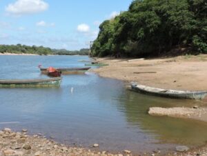 Nível do Rio Jacuí baixa com a estiagem na região