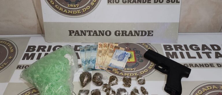 BM de Pantano Grande prende homem com drogas e arma falsa