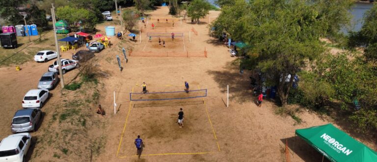 Rede Fan na Praia Nova: Jogos de Dama e futevôlei definem campeões