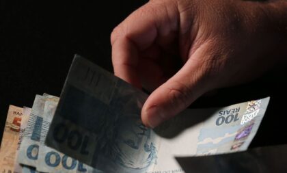 Salário mínimo vai a R$ 1.518 nesta primeira semana de 2025