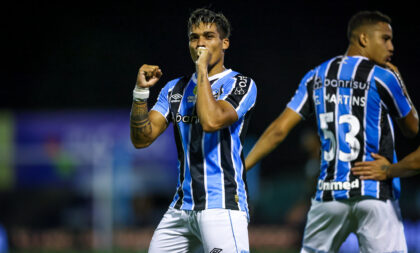 Grêmio vence o Monsoon e segue na liderança do grupo A no Gauchão