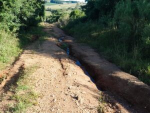 Moradores denunciam condições de estrada no Bosque