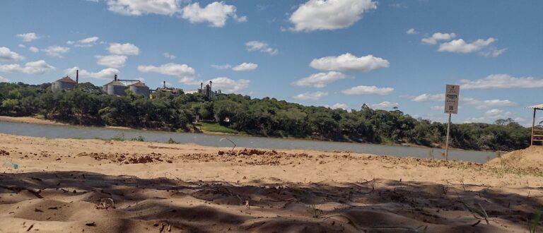 Falta de ônibus nos dias úteis e estrutura na Praia Velha são principais reivindicações