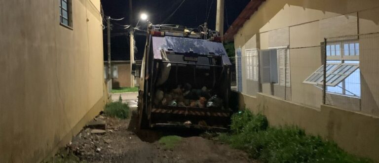 Moradores enfrentam dificuldades no Beco da Imigrantes devido a atoleiro