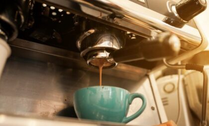 Cafeteiras automáticas vs. manuais – Qual é a melhor opção?