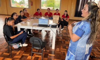 Técnicos da linha de frente passam por capacitação