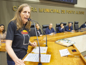 Fim das eleições diretas para direções de escolas vira polêmica em