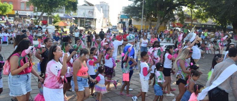 Bloco do Pijama anima o Carnaval Infantil na Praça José Bonifácio