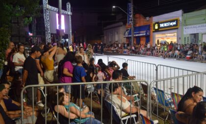 Stories – Desfile oficial encerra Carnaval de Rua de Cachoeira; confira imagens