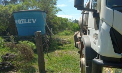 Prefeitura decide interromper cobrança por entrega de água no interior