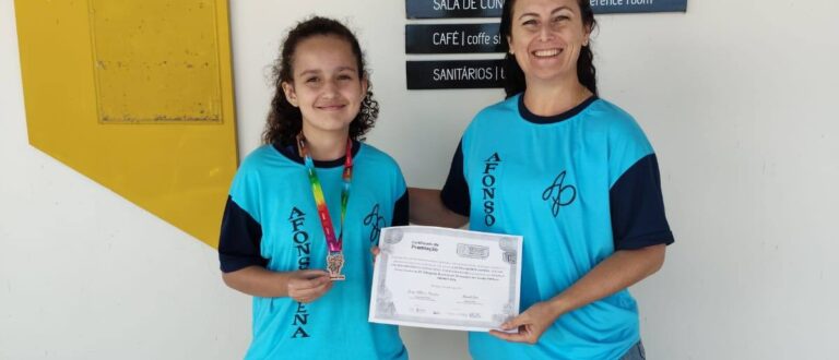 Escola de Paraíso do Sul tem aluna em destaque na Olimpíada de Matemática