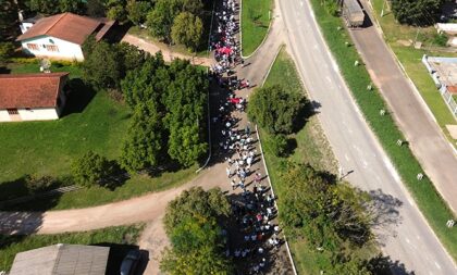 Escola de Pantano Grande promove caminhada contra violência