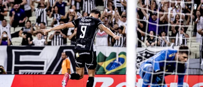 Grêmio perde fora de casa: 2 a 0 para o Ceará