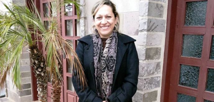 Professora morre após sofrer mal súbito em sala de aula