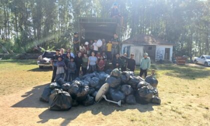 Prefeitura realiza mutirão de limpeza na Aldeia Araxa Ty