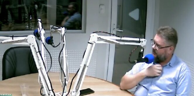 Entrevista: professor de História analisa Igreja Católica com falecimento de Papa
