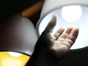 Conta de luz de maio terá bandeira amarela