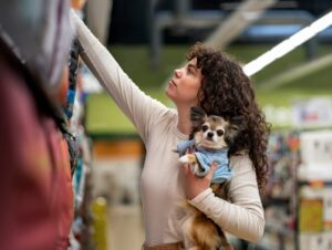 Projeto prevê permissão de entrada de pets em supermercados de Cachoeira