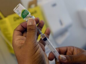 Dia D da vacinação contra a gripe adia roteiros do interior