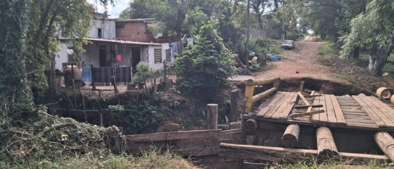 Famílias do Bairro Augusta denunciam descaso e abandono