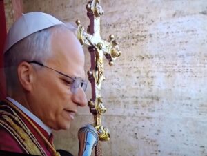 Robert Francis Prevost é eleito papa e adota o nome Leão XIV