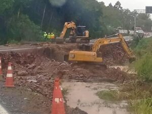 RSC-287 tem bloqueio entre Paraíso do Sul e Novo Cabrais