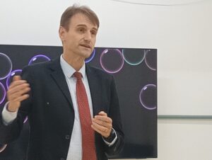 Ulbra-CS recebe reitor Adriano Chiarani nas cerimônias de Jalecos e Códigos de Ética