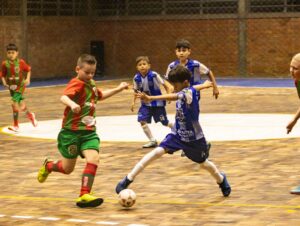 Futsal Sub-9 tem início com seis jogos no Ginásio Derlisão
