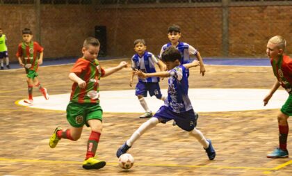 Futsal Sub-9 tem início com seis jogos no Ginásio Derlisão