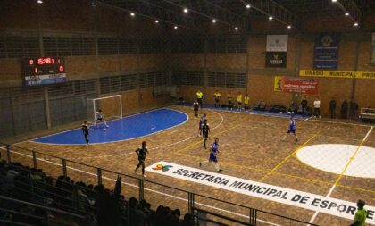 Campeonato Municipal de Futsal – 1ª Divisão: 4 jogos, 23 gols e vibração