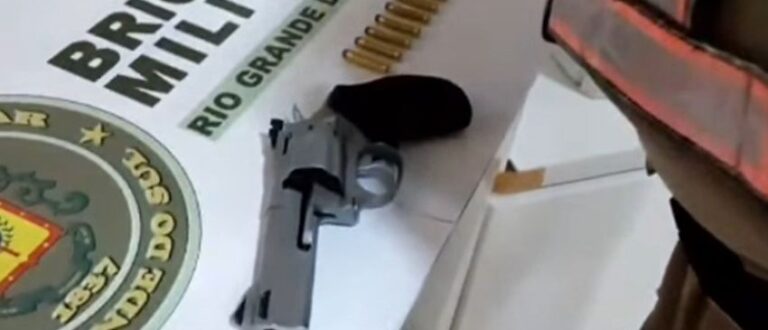 Pelotão de Cachoeira do Sul: condutor é preso por porte ilegal de arma de fogo