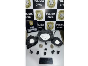 Mulher é presa com meio quilo de cocaína no Santa Helena