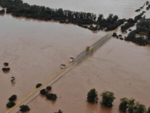 Símbolo de resistência, Ponte do Fandango ficou debaixo d’água há 1 ano