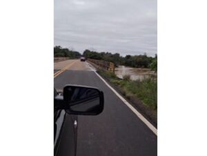 GIRO DA REPORTAGEM – Ponte sobre o Arroio Botucaraí