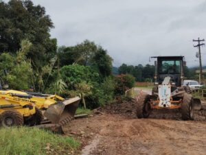 Paraíso do Sul: Secretaria de Obras segue recuperação de estradas